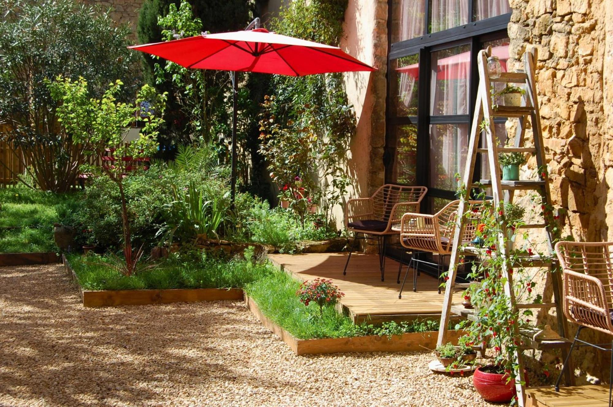 La Bucolique, Chambres Et Jardin D'Hotes Sabran Exteriör bild